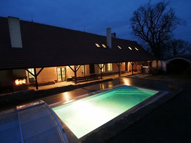 Chalupa s baznem jin echy - Orlk - Psek