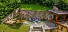 Chata p. Magurou - Chvojnica, Strážovské vrchy