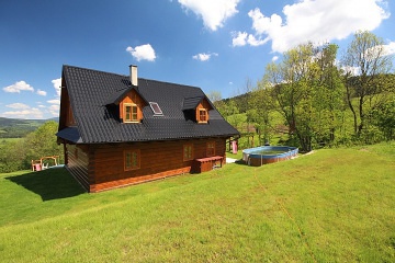 Roubenka s bazénem - Kralický Sněžník - Stříbrnice
