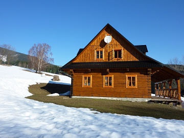 Roubenka s bazénem - Kralický Sněžník - Stříbrnice