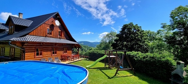 Roubenka s bazénem - Kralický Sněžník - Stříbrnice