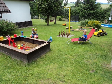 Chalupa s baz�nem - Prad�d - Re�ovsk� vodop�dy