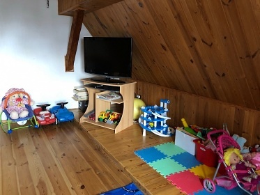 Chalupa s baz�nem - Prad�d - Re�ovsk� vodop�dy