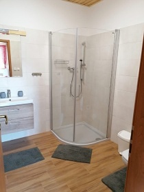 Jesenick� chalupa s baz�nem - �er�k-Keprn�k