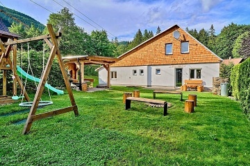 Chalupa Dlouh Strn - ervenohorsk sedlo