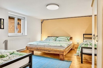 Chalupa Dlouh Strn - ervenohorsk sedlo