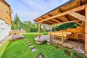 Chalupa Dlouh Strn - ervenohorsk sedlo