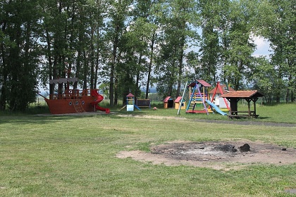 Roubenka Vysočina - Vítějeves - hrad Svojanov