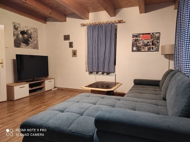 Jiho�esk� chalupa s baz�nem - Vesel� nad Lu�nic�